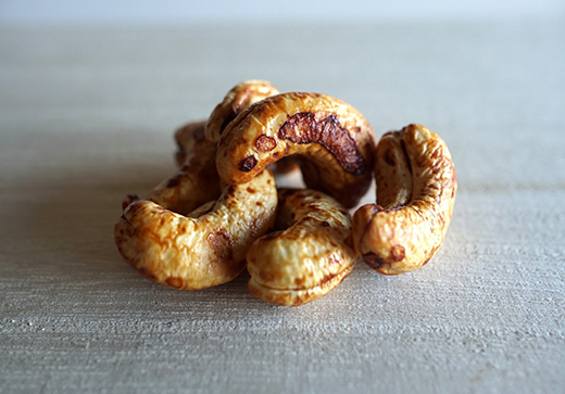 YASUKE NUTS！（100g）と燻製ピスタチオ（35g）【DE06W】