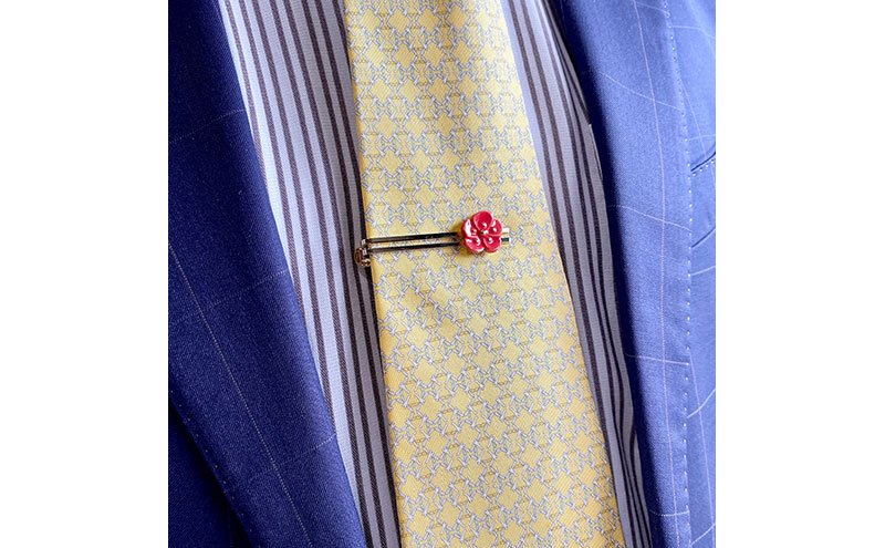 茅ヶ崎市 湘南 陶磁器 上品 かわいい メンズ ギフト プレゼント 誕生日 父の日 お祝い サマーギフト ゴールド 金 アート アクセサリー Artopus.SHONAN ネクタイピン 梅