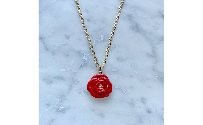 茅ヶ崎市 湘南 陶磁器 上品 かわいい レディース ギフト プレゼント 誕生日 母の日 お祝い サマーギフト ゴールド 金 アート アクセサリー Artopus.SHONAN ネックレス 薔薇 大