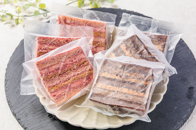 チョコのミルフィーユ&いちごのミルフィーユ【鹿嶋市 お菓子 パティスリー 洋菓子 セット ギフト 化粧箱 オリジナル お茶 ティータイム】（KD-10）