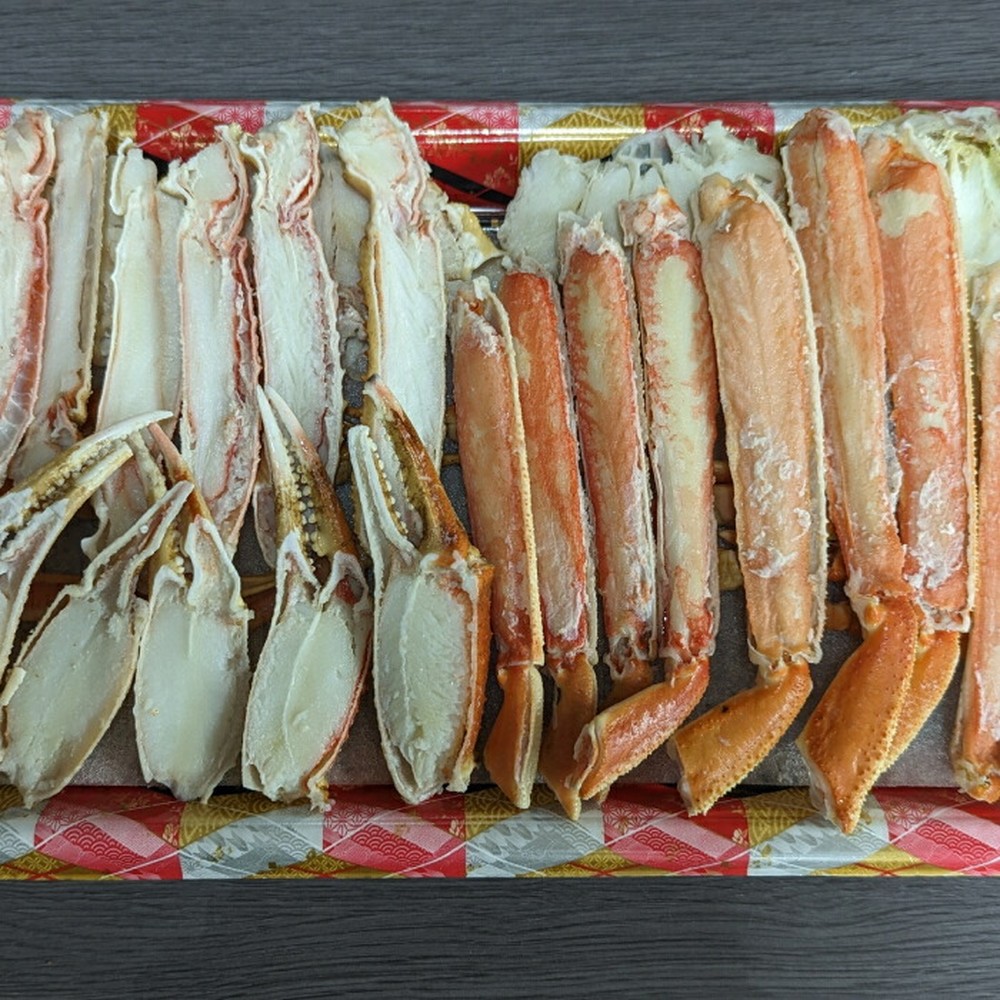 18-167 【バレンタインデー】ボイル本ずわいがにハーフポーション(総重量　約900ｇ前後)