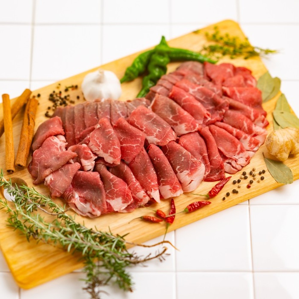 24-128 【バレンタインデー】北海道ハーブ牛切り落とし(1.1kg)