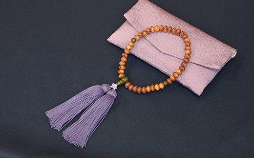 1400年の歴史を誇る近江の数珠職人が手掛けた念珠（女性用）【F002W】