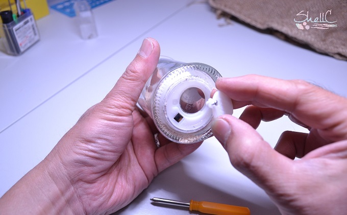 シェルランプ　【Happy】 雑貨 日用品 インテリア 貝殻のランプ 灯り 手づくり 