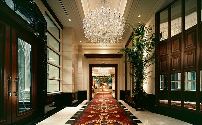 加西市の「神戸ビーフ」と明石市直送鮮魚などを堪能する「神戸牛・明石鮮魚コース」ディナー券【ホテル ラ・スイート神戸ハーバーランド】 お食事券 チケット 