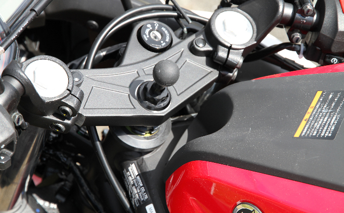 マルチマウントベースφ25　Yamaha（ヤマハ）YZF-R1，Suzuki（スズキ）GSX-R1000（07～15）他用 N-F281 雑貨 日用品 