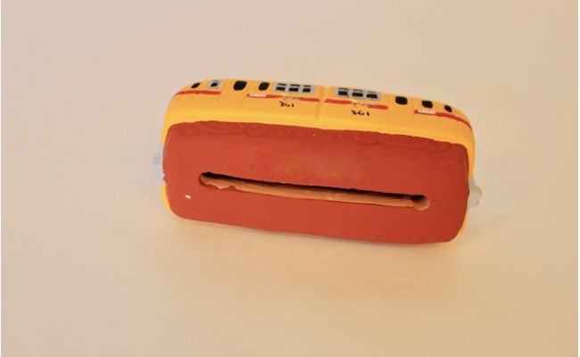 福岡県福津市のふるさと納税 津屋崎人形　旧西鉄宮地岳線３００系土鈴[F1527a]