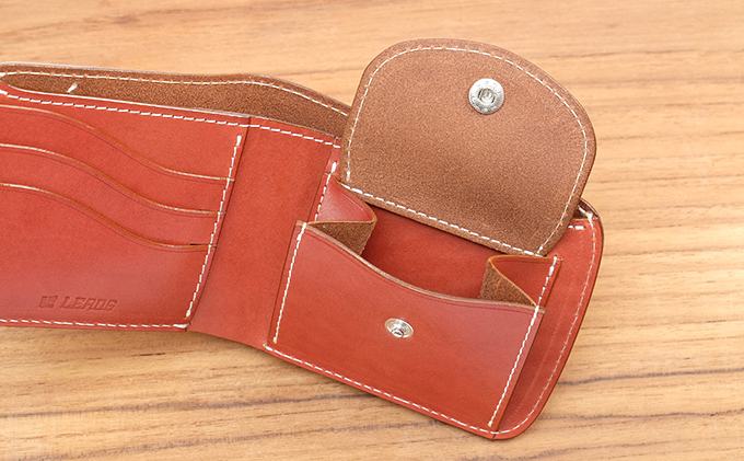 牛革ハーフウォレット（二つ折り財布）ブラウン