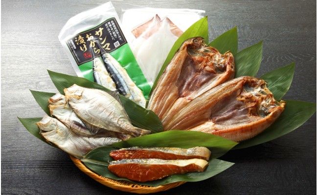 17-82 【年内配送12月15日入金まで】オホーツク一夜干しセット within2025