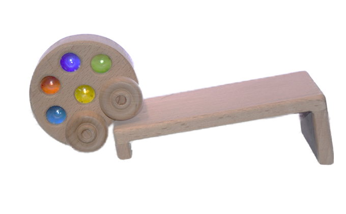 手作り木のおもちゃ　煌めくクルリンカー 玩具 オモチャ 車 子供 こども 