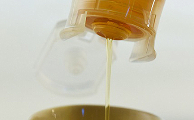 【国産純粋蜂蜜】北海道産 アカシア蜂蜜 2.5kg (500g×5本)［ナルセ養蜂場］【 はちみつ ハチミツ 蜂蜜 ハニー 無添加 天然 健康 美容 料理 無添加 純粋 希少 ギフト プレゼント セット 食べ比べ 詰め合わせ 大容量 自宅用 家庭用 北海道 十勝 幕別 】