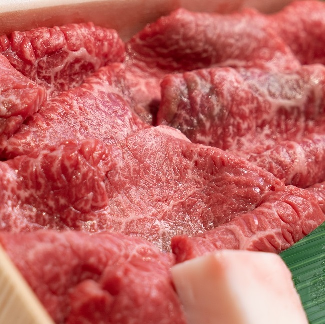 【神戸牛 牝】【7営業日以内発送】冷凍　特上赤身・焼肉用:800ｇ 川岸畜産 (47-1)