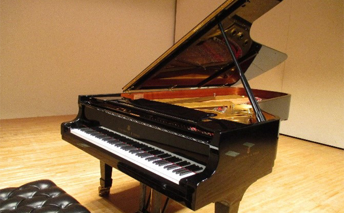 王寺町やわらぎ会館での「スタインウェイピアノ」舞台での演奏券 体験チケット 