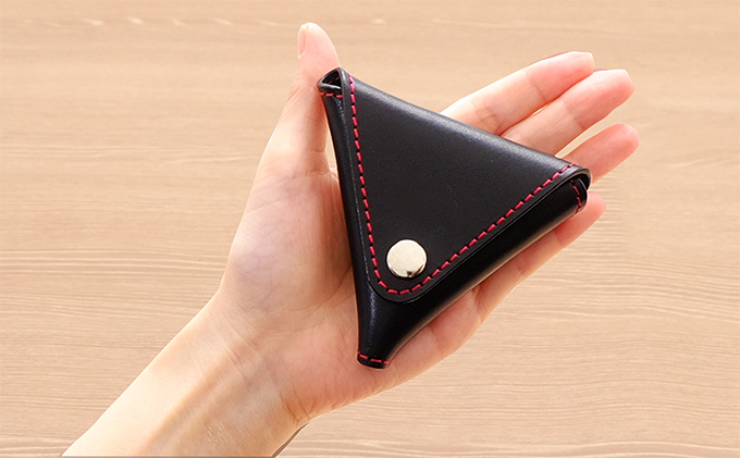 牛革　三角コインケース（小銭入れ）ブラック