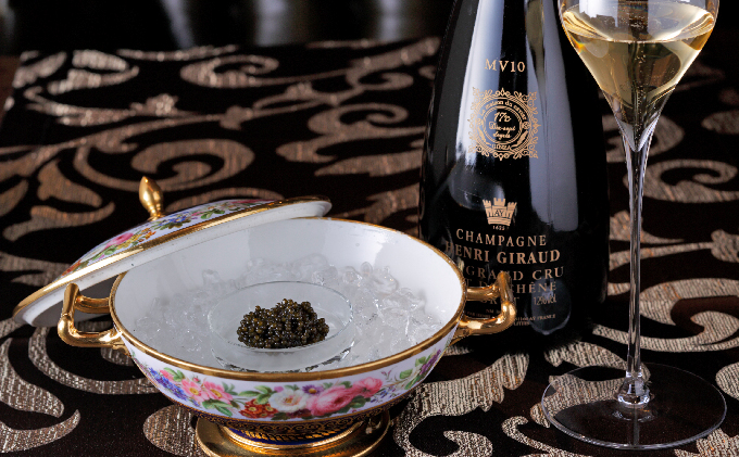 キャビア  「ゴ・エ・ミヨ2020」テロワール賞受賞 瀬戸内キャビア 15g つまみ 魚貝類 魚卵 加工品 贅沢 世界三大珍味 国産キャビア 高級食材 家飲み パーティー 記念日 誕生日 生キャビア 