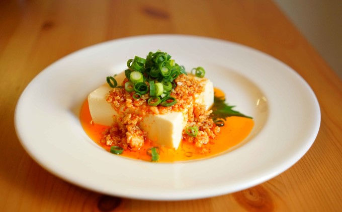 【ガリチキン-ピリ辛】チキンのガーリックオイル漬け_ピリ辛（標準サイズ110g）24本セット 調味料 缶詰 