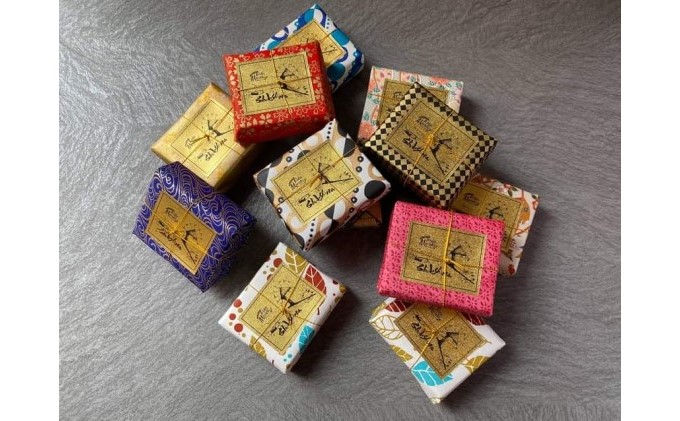 【 小豆島 】 黒ごま 塩オリーブ 石鹸 【 ハチミツ 配合 】1個 オリーブ オイル 塩 黒胡麻 黒ゴマ 石けん 蜂蜜 はちみつ リラックス 香川 香川県 土庄 土庄町