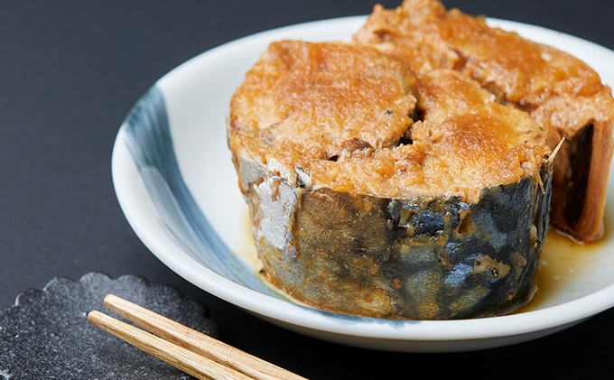 若狭の鯖缶 3種 食べ比べセット 詰め合わせ しょうゆ 生姜入り 唐辛子入り セット サバ缶 鯖缶 さば缶 さばの缶詰 鯖の缶詰 サバ 鯖 さば 缶詰 缶詰め 魚 お魚 魚介 魚介類 惣菜 水産加工 加工品 福井 福井県 若狭町