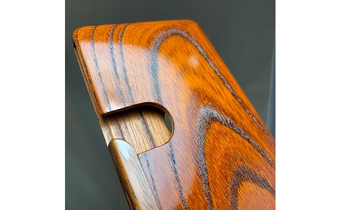 木 の 名刺入れ (漆塗り／ケヤキ） bolly木工房 木材 ビジネスシーン 工芸品 雑貨 日用品 文房具 ファッション小物 木の名刺入れ 