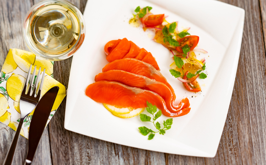 14-123 無添加天然紅鮭・スモークサーモン食べ切りサイズ【ひとり晩酌・家飲みにピッタリ】