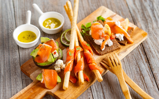 14-117 無添加天然・スモークサーモン三種食べくらべセット