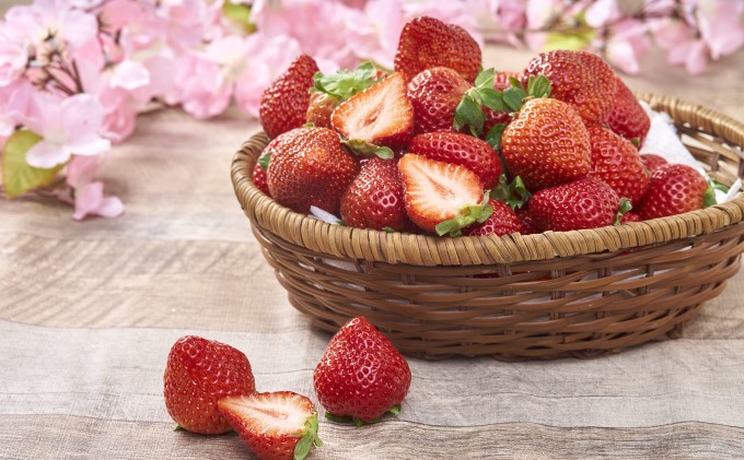 いちご あまおう 8パック 1Pあたり約250g 福岡のいちご！苺 本来の酸味と甘み 春 配送不可 離島 果物類 イチゴ 