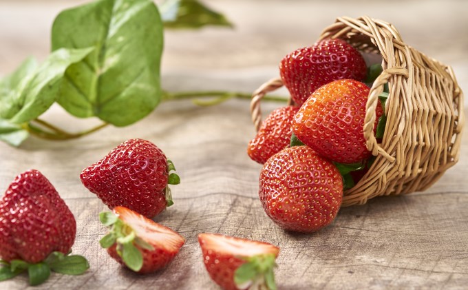 いちご あまおう 4パック 1Pあたり約250g以上 福岡のいちご 苺 本来の酸味と甘み 冬 配送不可 離島 果物類 イチゴ 