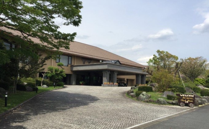 ゴルフ 利用券 福岡センチュリーゴルフ倶楽部 平日セルフ 1名様 昼食 お土産付き 福岡県 ゴルフ場 