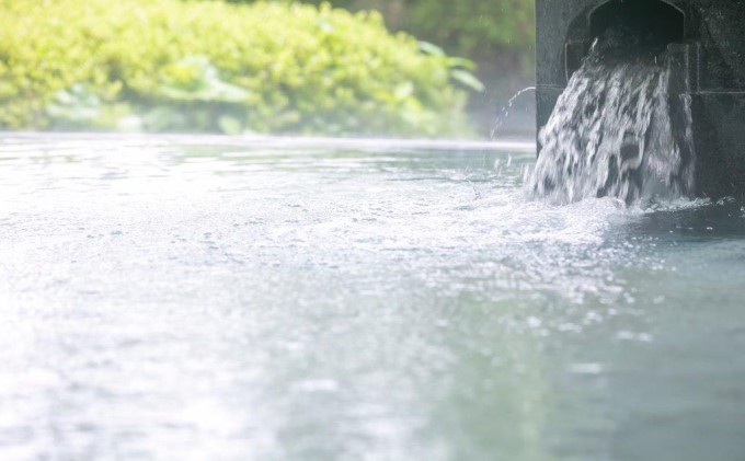 ゴルフ 利用券 福岡センチュリーゴルフ倶楽部 土日祭セルフ 4名様 昼食 お土産付き 福岡県 ゴルフ場 