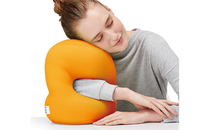 枕 昼寝 MOGU モグ ホールピロー レッド + ポータブルホールピロー ロイヤルブルー セット