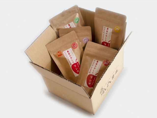 ドライフルーツ 青森 農家が干した りんご 40g×5種 計5袋 セット 風丸農場 無添加 品種おまかせ ひとくちサイズ ドライアップル 詰め合わせ 食べ比べ 干しリンゴ ドライ アップル スイーツ お菓子 菓子 おやつ フルーツ 果物 リンゴ 林檎 青森県