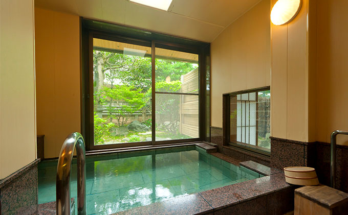 【能登半島地震復興支援】辰口温泉 たがわ龍泉閣露天風呂付「椿苑」ペアー宿泊券 旅行 チケット 