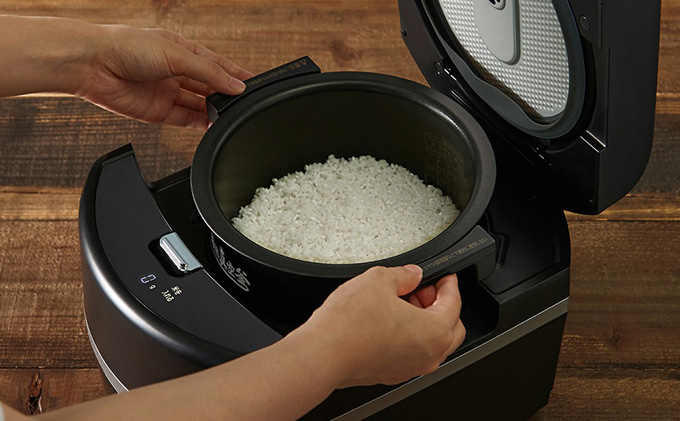 宮城県大河原町のふるさと納税 炊飯器 5.5合 ih アイリスオーヤマ 銘柄量り炊き 瞬熱真空釜 IHジャー炊飯器 RC-IF50-B IH 銘柄炊き 炊き分け 保温 タイマー 家電