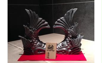 瓦細工師手作り　【鯱・1対　ミニ】 置き物 迫力 インテリア 瓦屋根大棟 両端 建物 守り神 いぶし粘土瓦 
